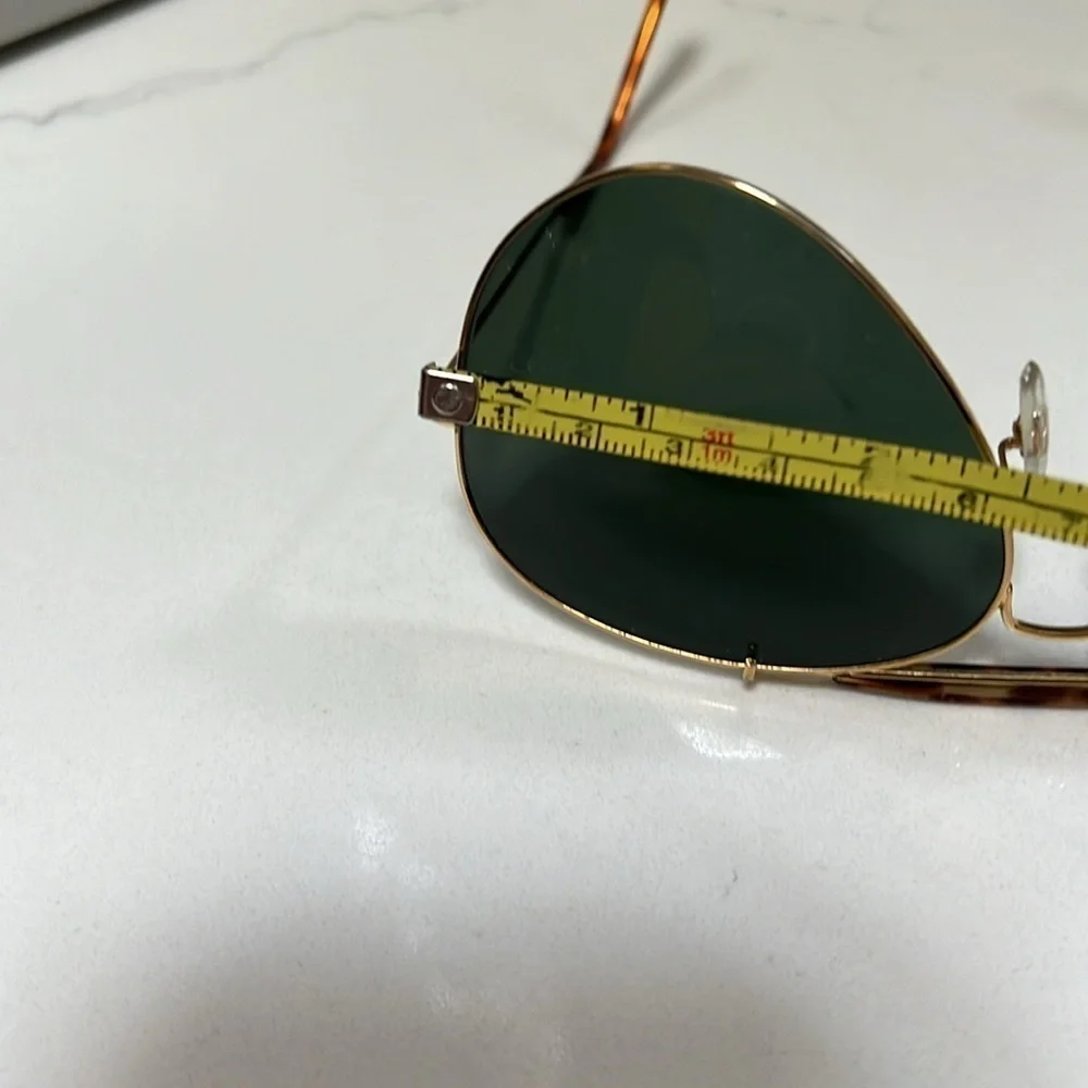 Claiborne Vintage Aviator Gold Rim Tortoise Men’s Green Glass Lens Sunglasses